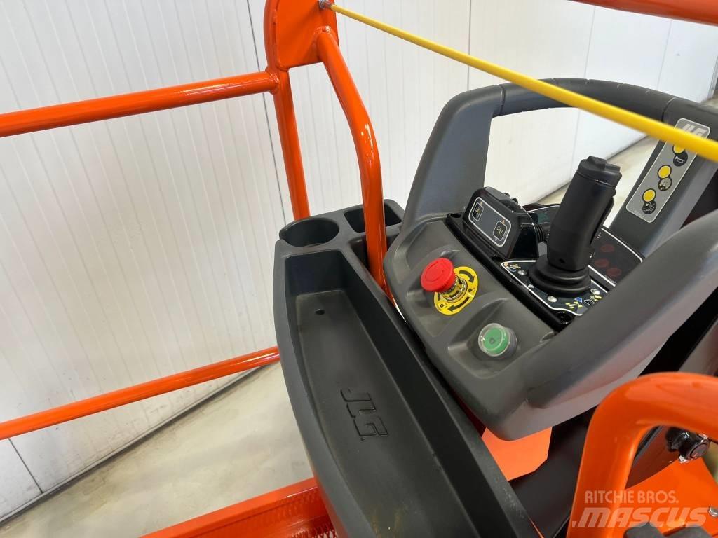 JLG Toucan 10E-L Articulated boom lifts