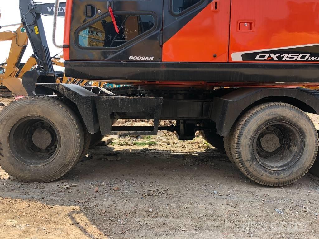 Doosan DX150W Wheeled Excavators
