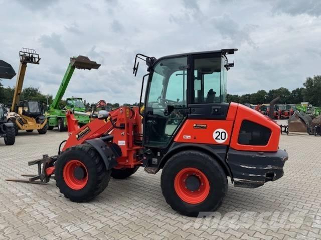 Kubota R 090 Wheel Loaders