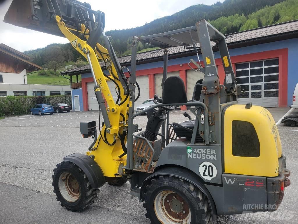 Wacker Neuson Wl25 Wheel Loaders