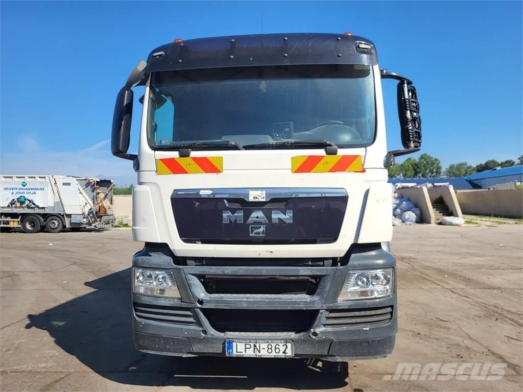 MAN TGS 28.320 6X2 Cab & Chassis Trucks