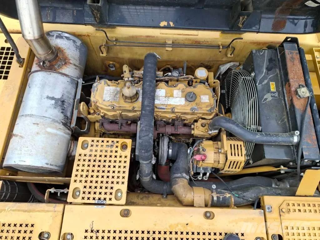 CAT 322 C Crawler Excavators