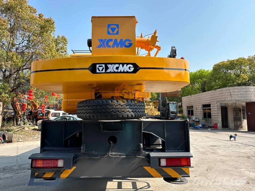 XCMG XCT 25 Mobile and all terrain cranes