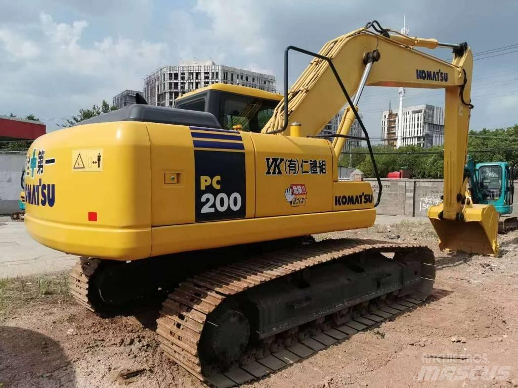 Komatsu PC 200 Crawler Excavators