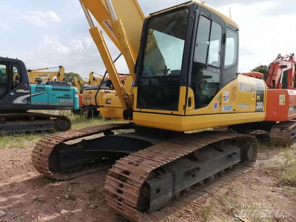 Komatsu PC 200 Crawler Excavators