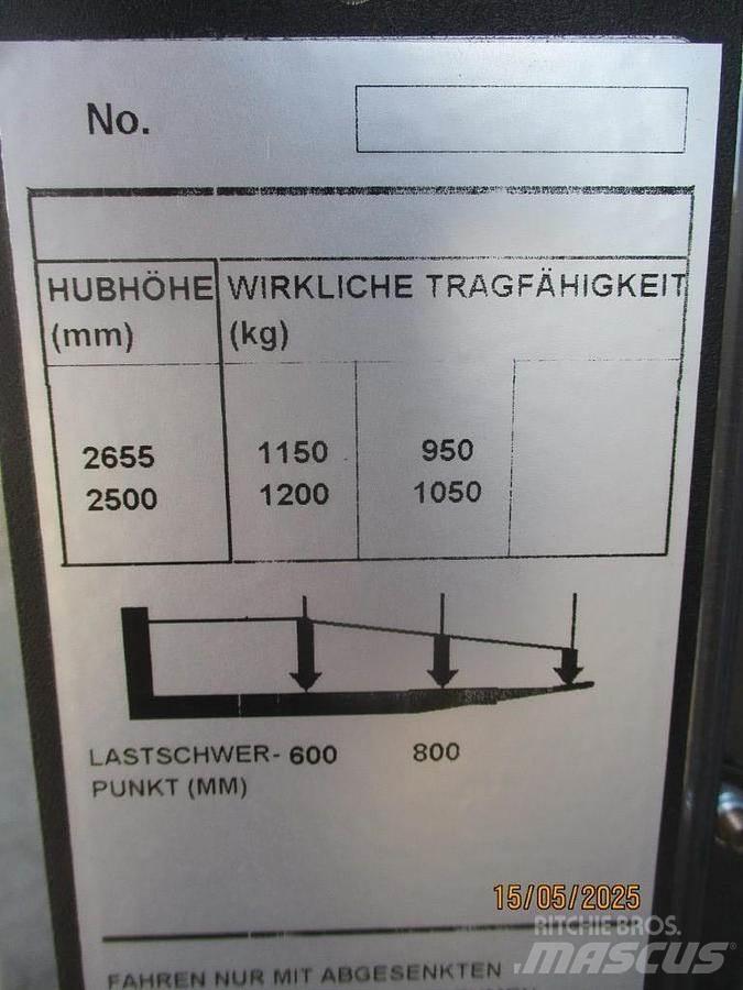 BT SWE 120 Pedestrian stacker