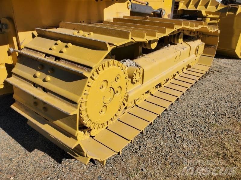 CAT D 6 K 2 LGP Crawler dozers