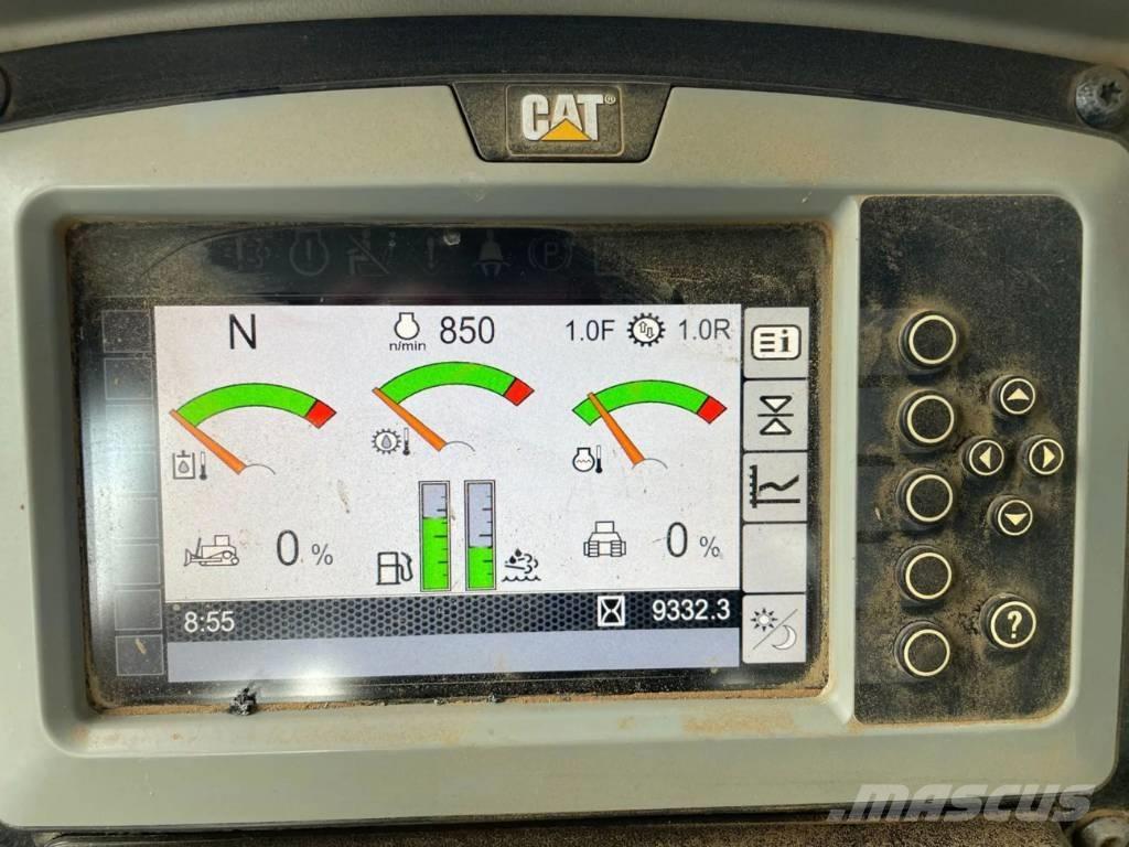 CAT D6N XL Crawler dozers