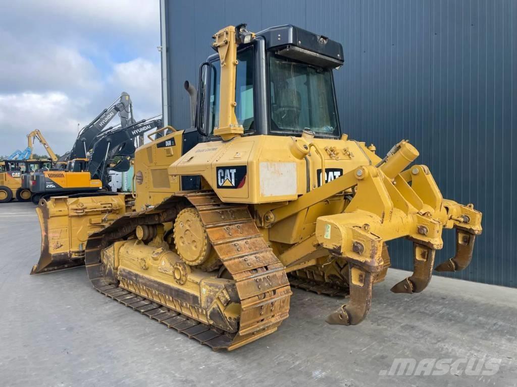 CAT D6N XL Crawler dozers