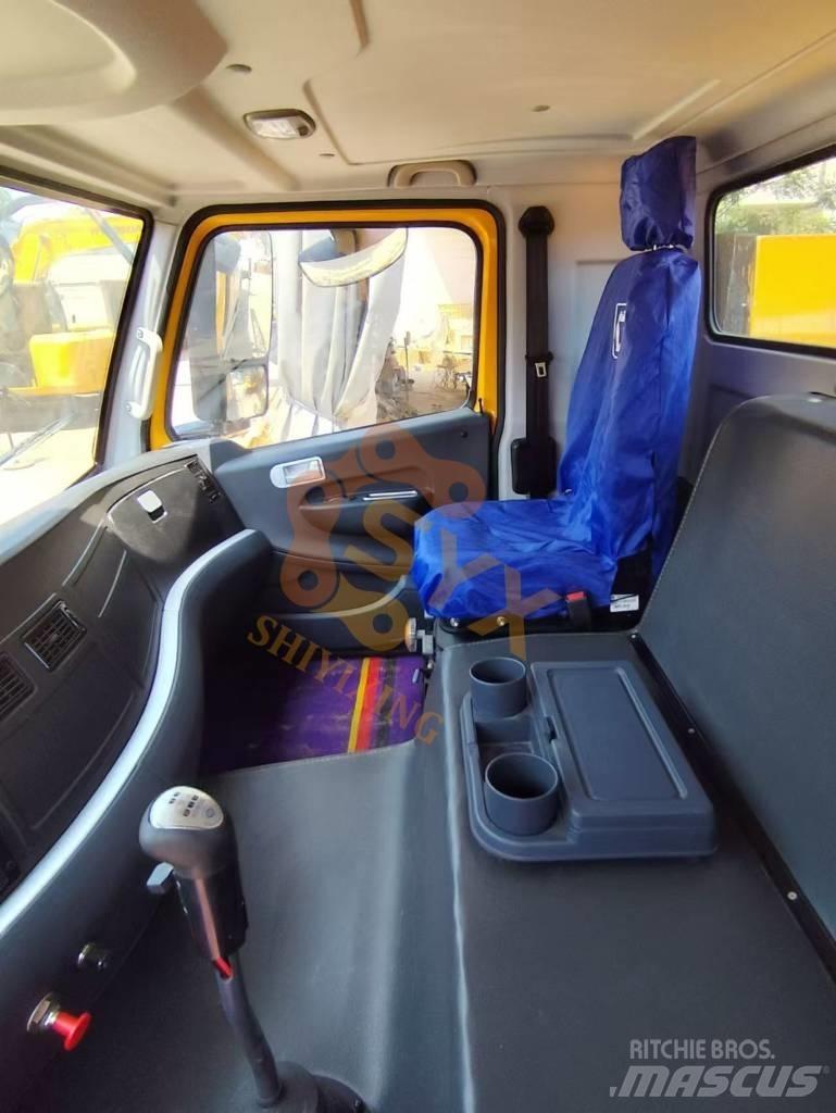 XCMG XCT 25 Mobile and all terrain cranes