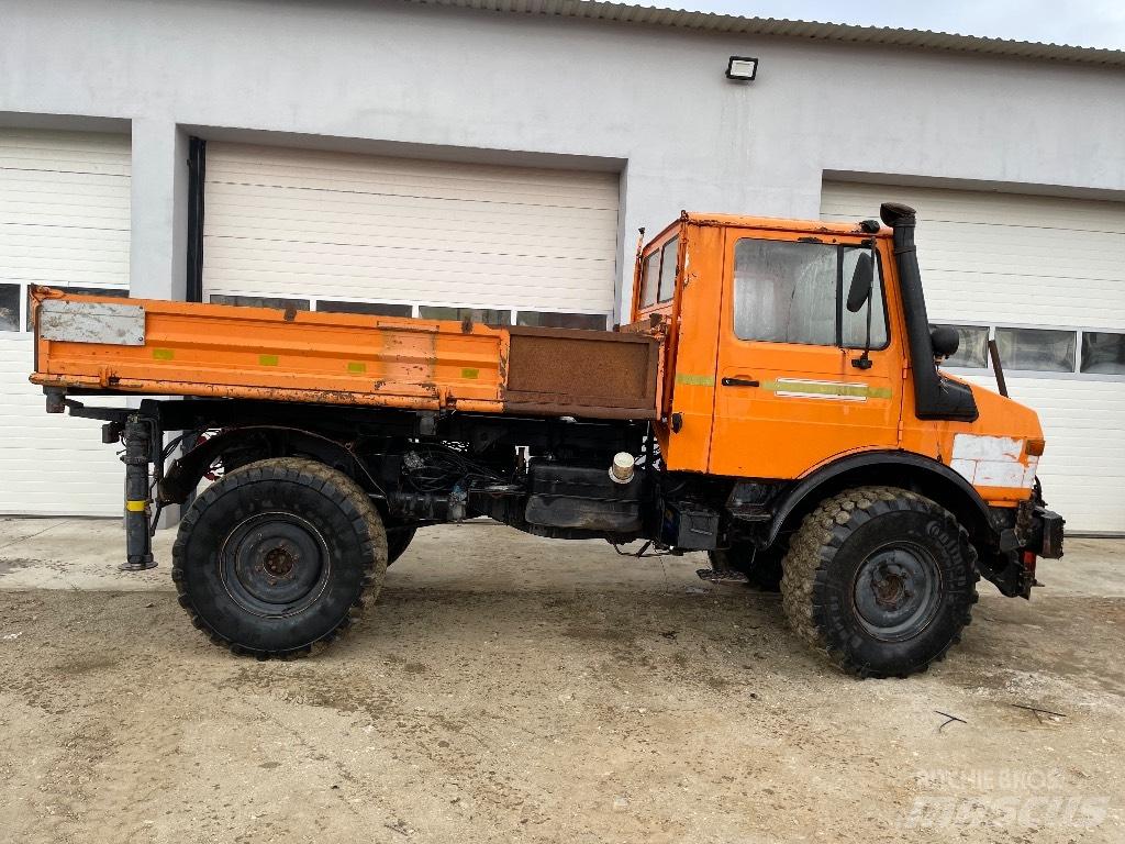 Mercedes-Benz Unimog Utility Machines