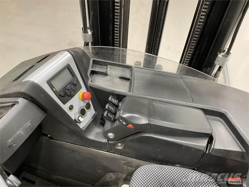 Mitsubishi RB16NH Reach trucks
