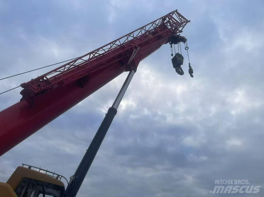Sany STC 500 S Mobile and all terrain cranes