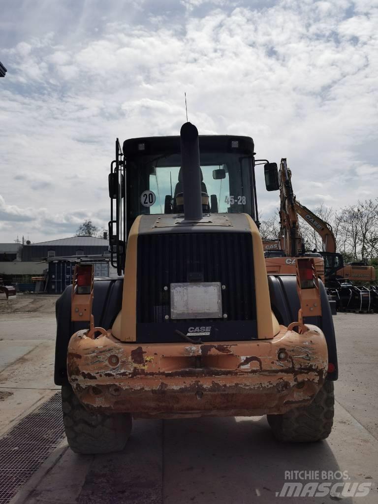 CASE 721F Z-Bar Wheel Loaders