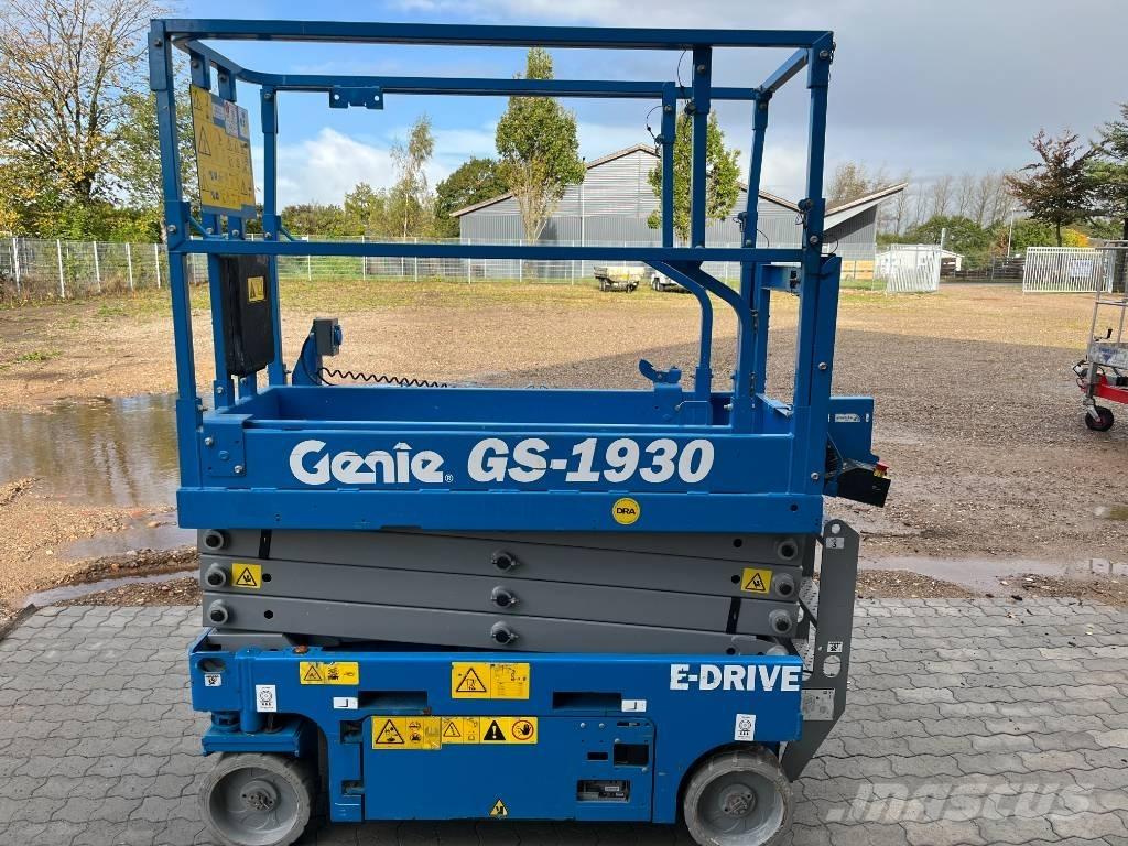 Genie GS 1930E-Drive Scissor Lifts