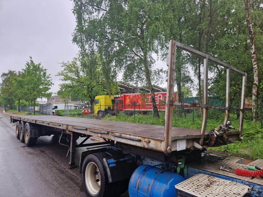 LAG 0-3-39 Flatbed Trailers