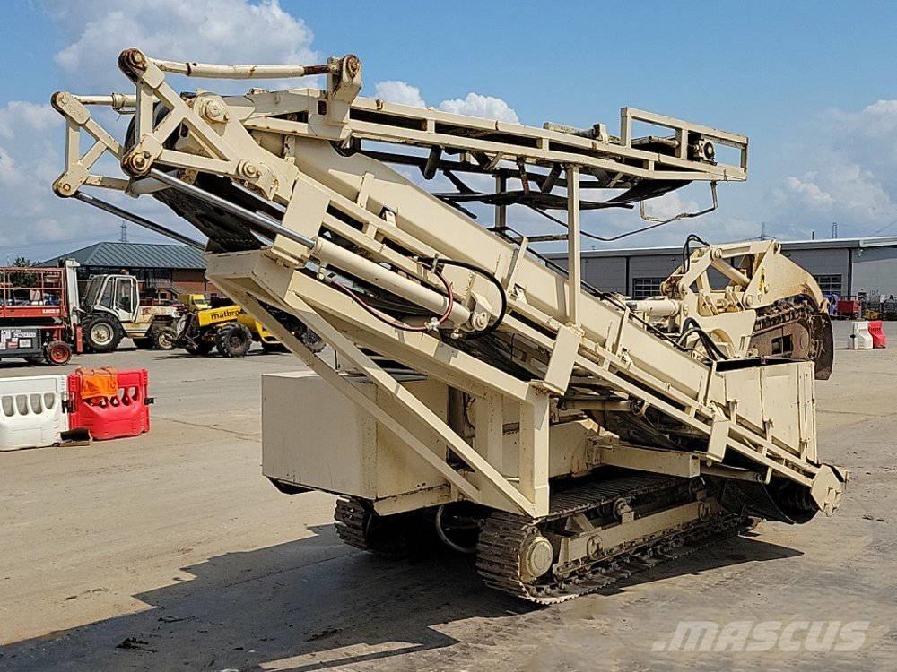 Mastenbroek 1012 Trenchers