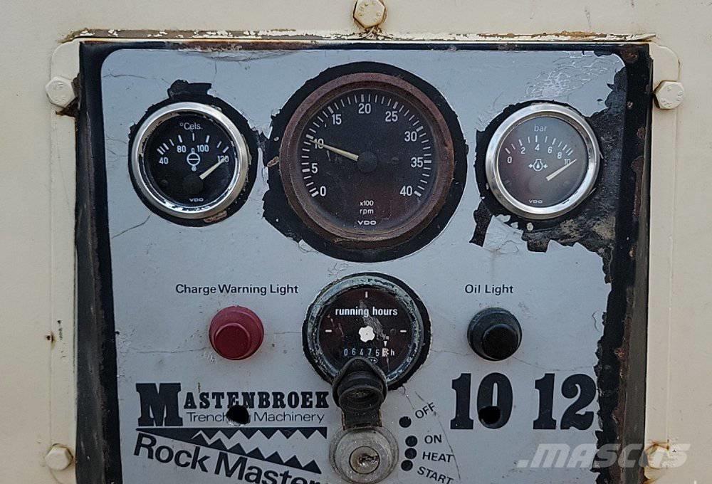 Mastenbroek 1012 Trenchers