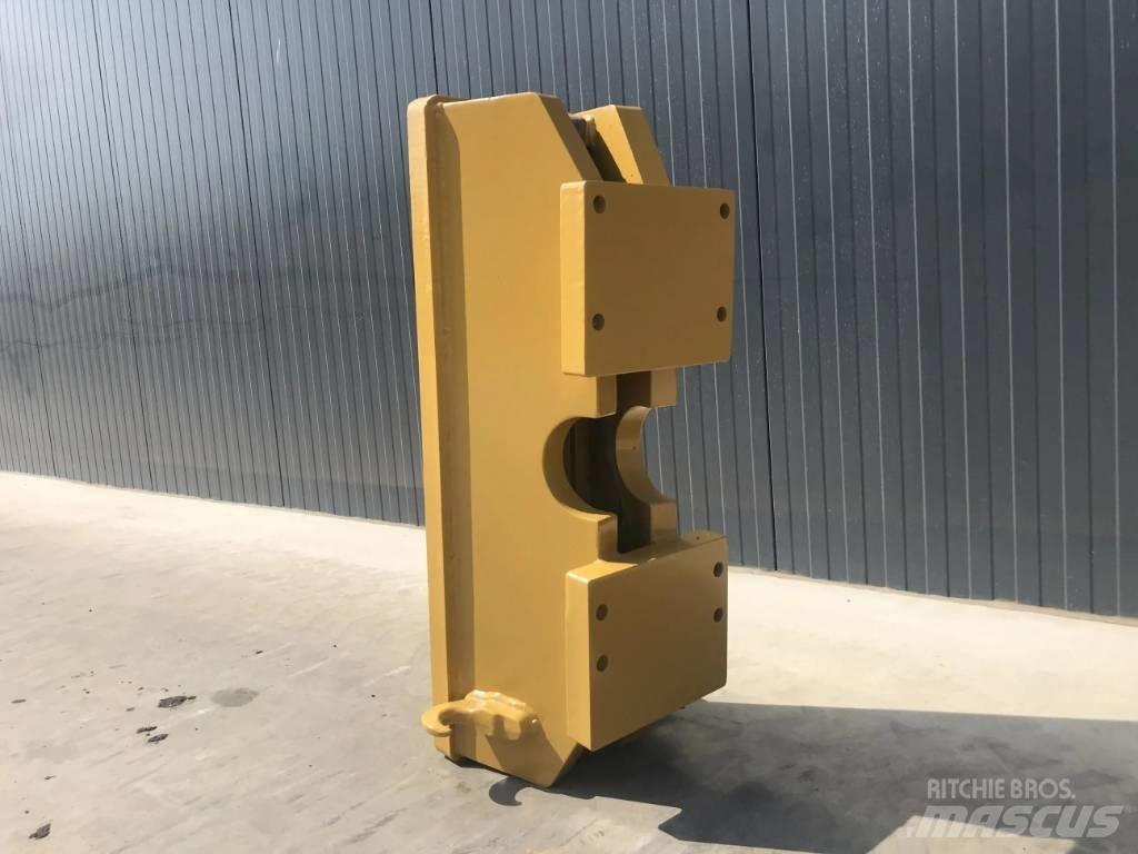 CAT 140G Other