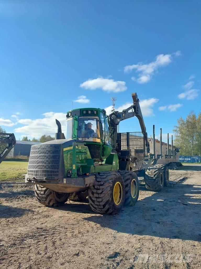 John Deere 1510G Forwarders