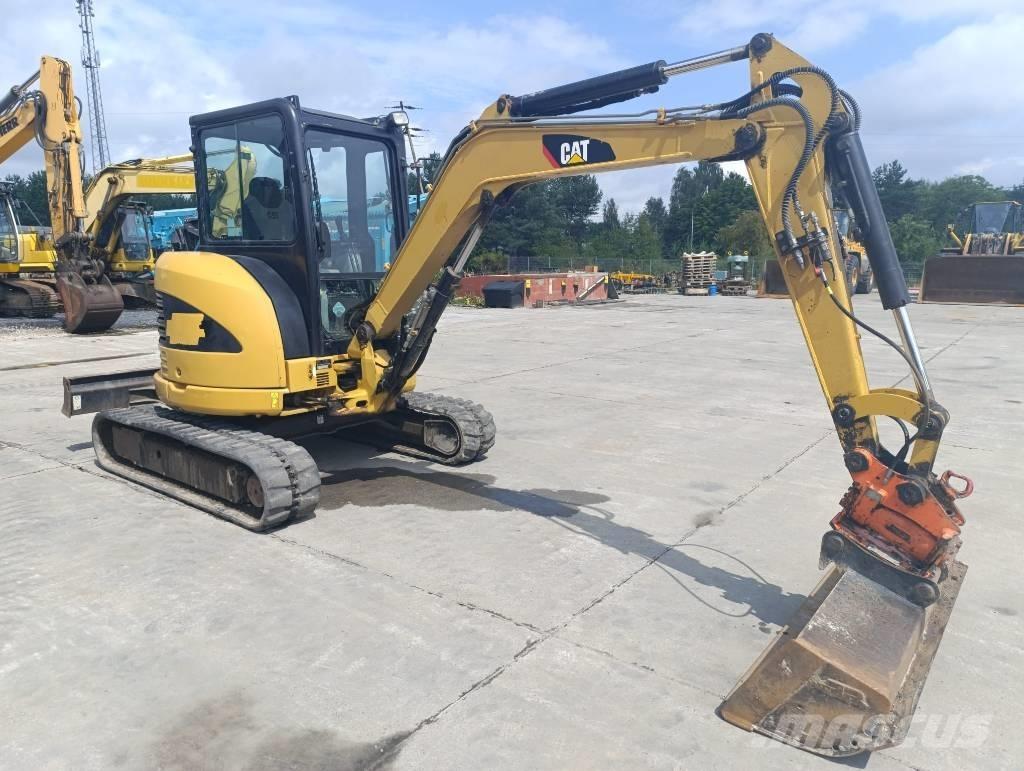 CAT 304 D Mini Excavators <7t (Mini Diggers)