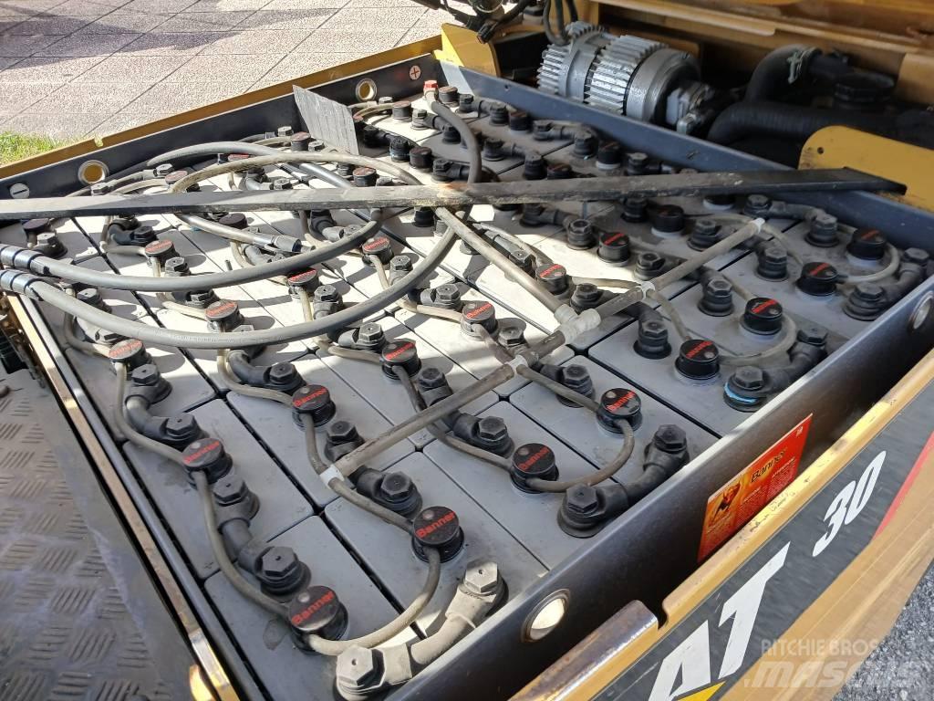 CAT EP 30 K PAC Electric Forklifts