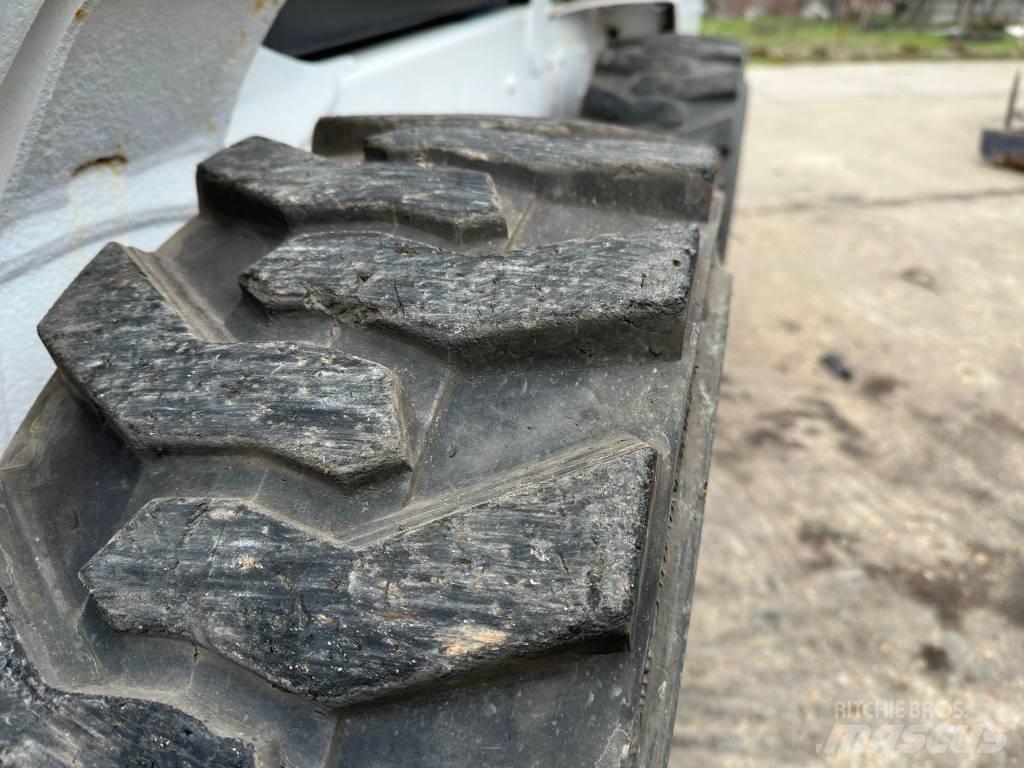 Bobcat S 550 Skid Steer Loaders