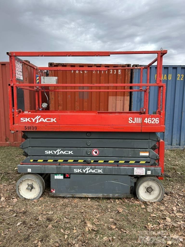 SkyJack SJ III 4626 Scissor Lifts