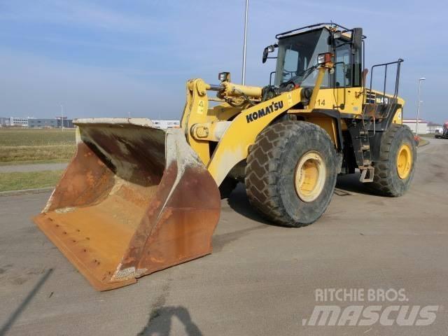 Komatsu WA470-6 Wheel Loaders