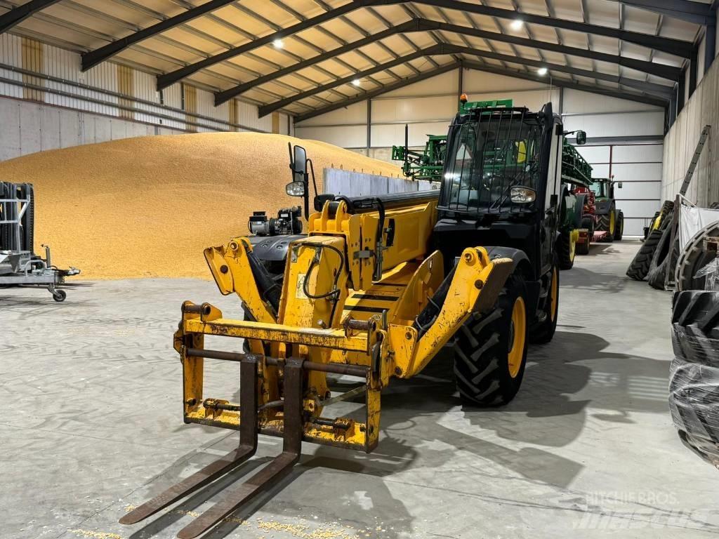 JCB 535-140 Telescopic Handlers