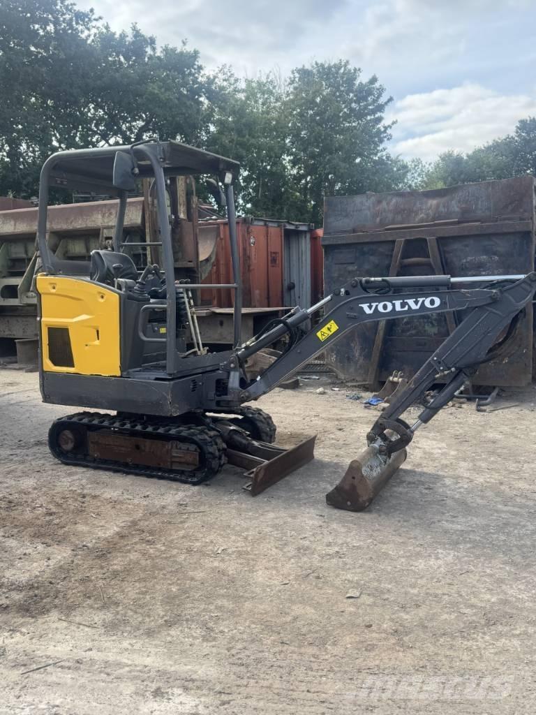 Volvo EC 15 Mini Excavators <7t (Mini Diggers)