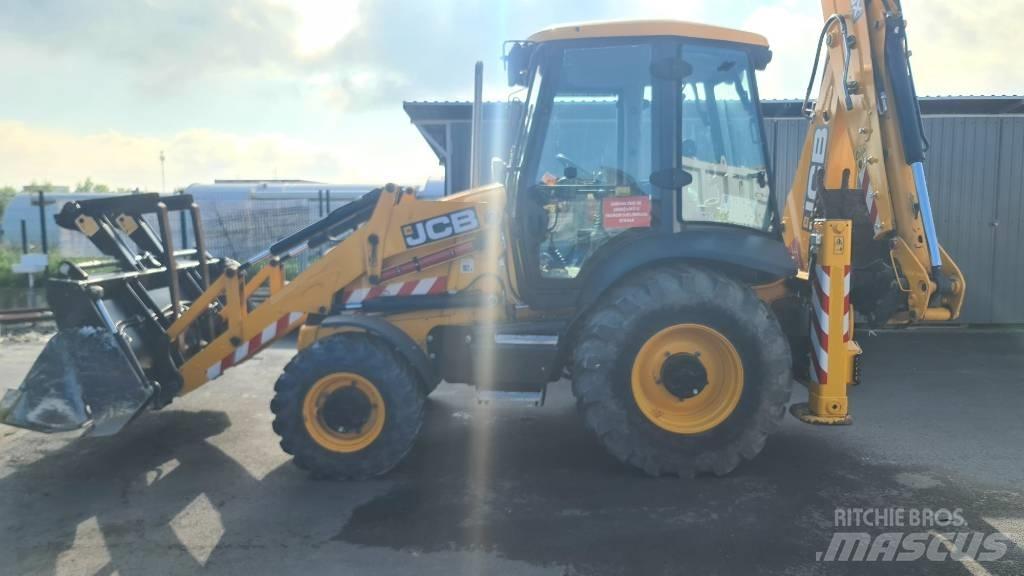 JCB 3 CX 14M3WM Backhoe Loaders