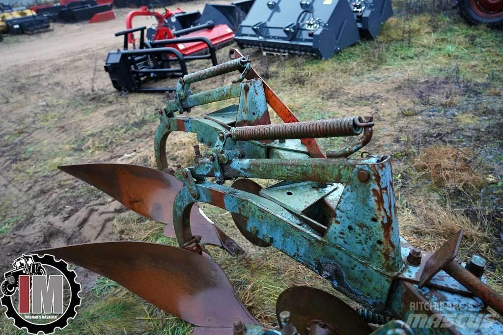  PLOG ÖVERUM 3-SKÄRIG Plows