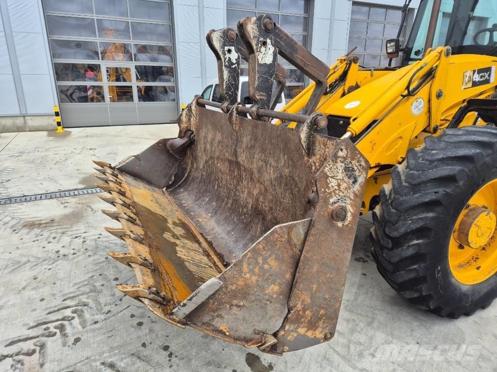 JCB 4CX Backhoe Loaders