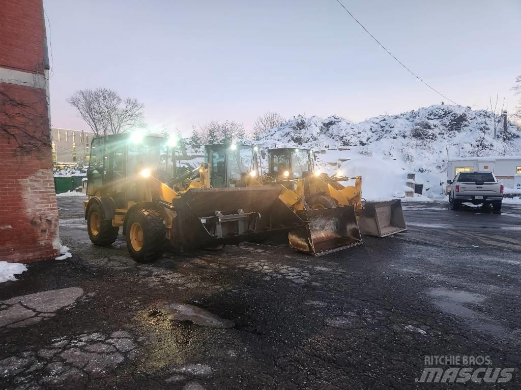 CAT 908m Wheel Loaders