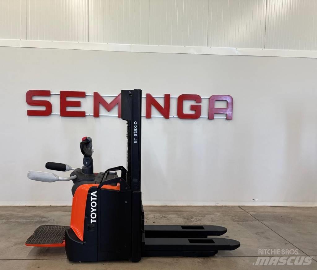 Toyota 10820 SPE120L Electric Forklifts