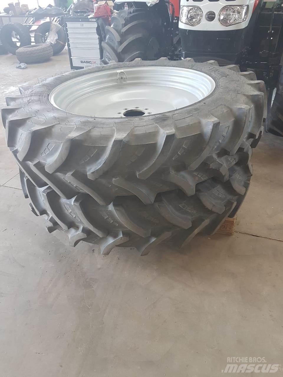 Petlas 380/85R38 Tires, wheels and rims