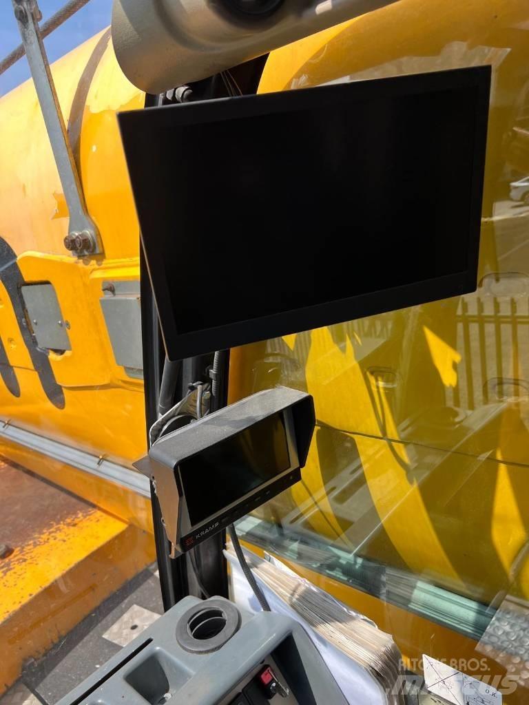Demag AC 200-1 Mobile and all terrain cranes