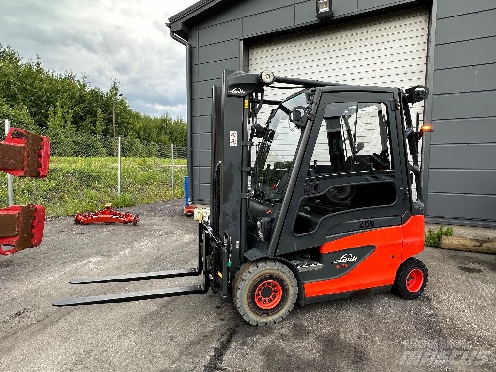 Linde E 25 -01 Electric Forklifts