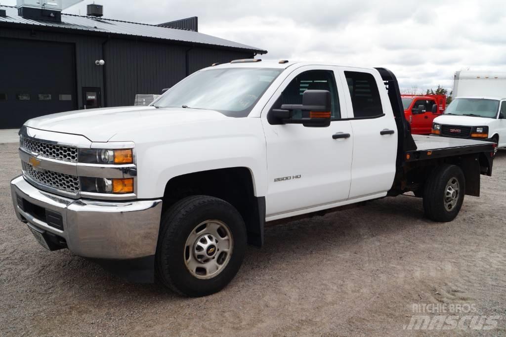 Chevrolet 2500 HD Flatbed Trucks