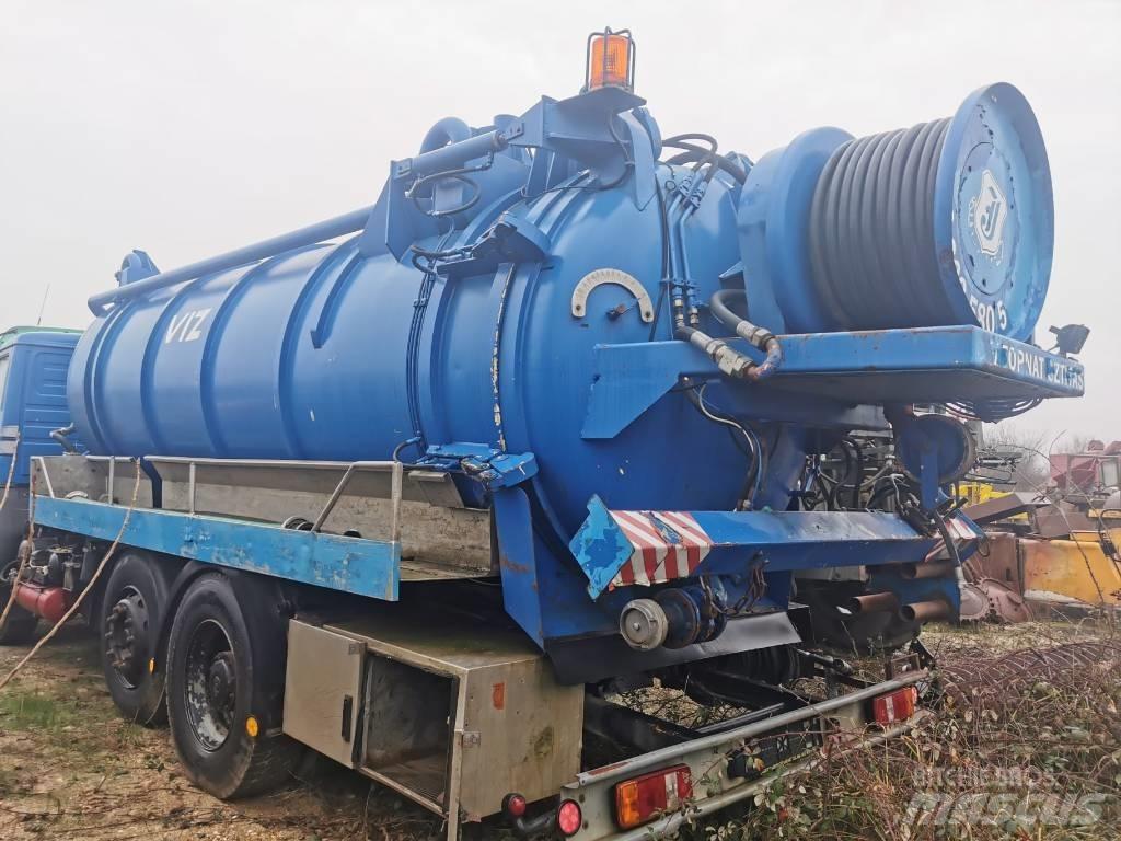 Mercedes-Benz 2426 Vacuum Trucks
