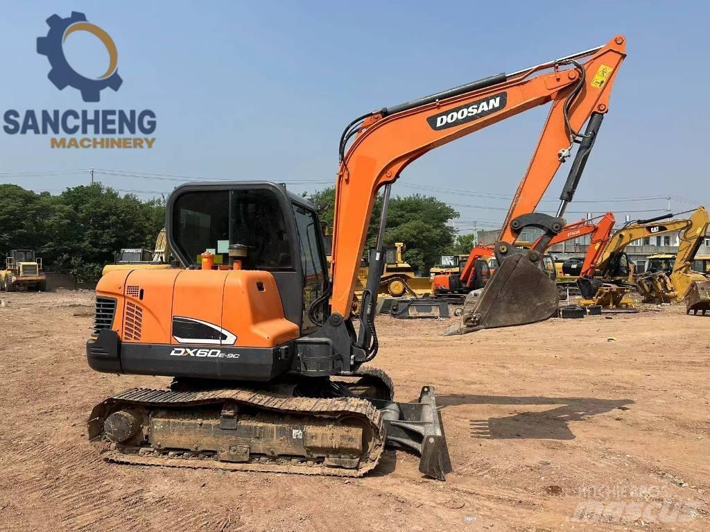 Doosan DX 60 Mini Excavators <7t (Mini Diggers)