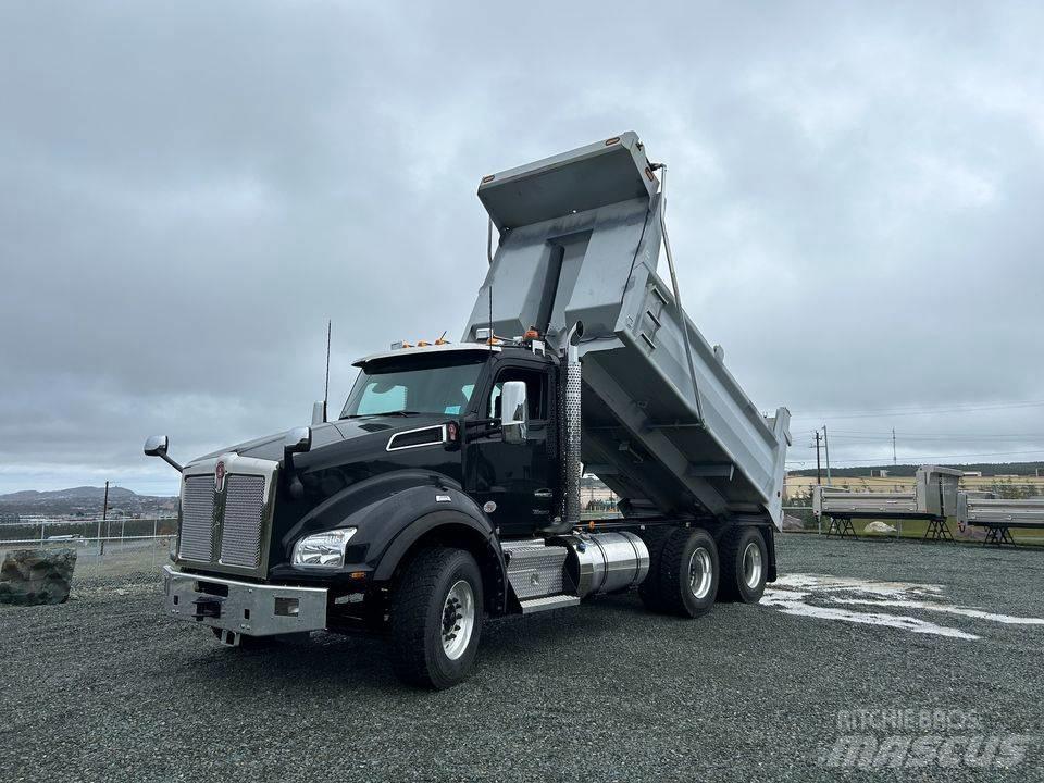 Kenworth T 880 Conventional Trucks / Tractor Trucks