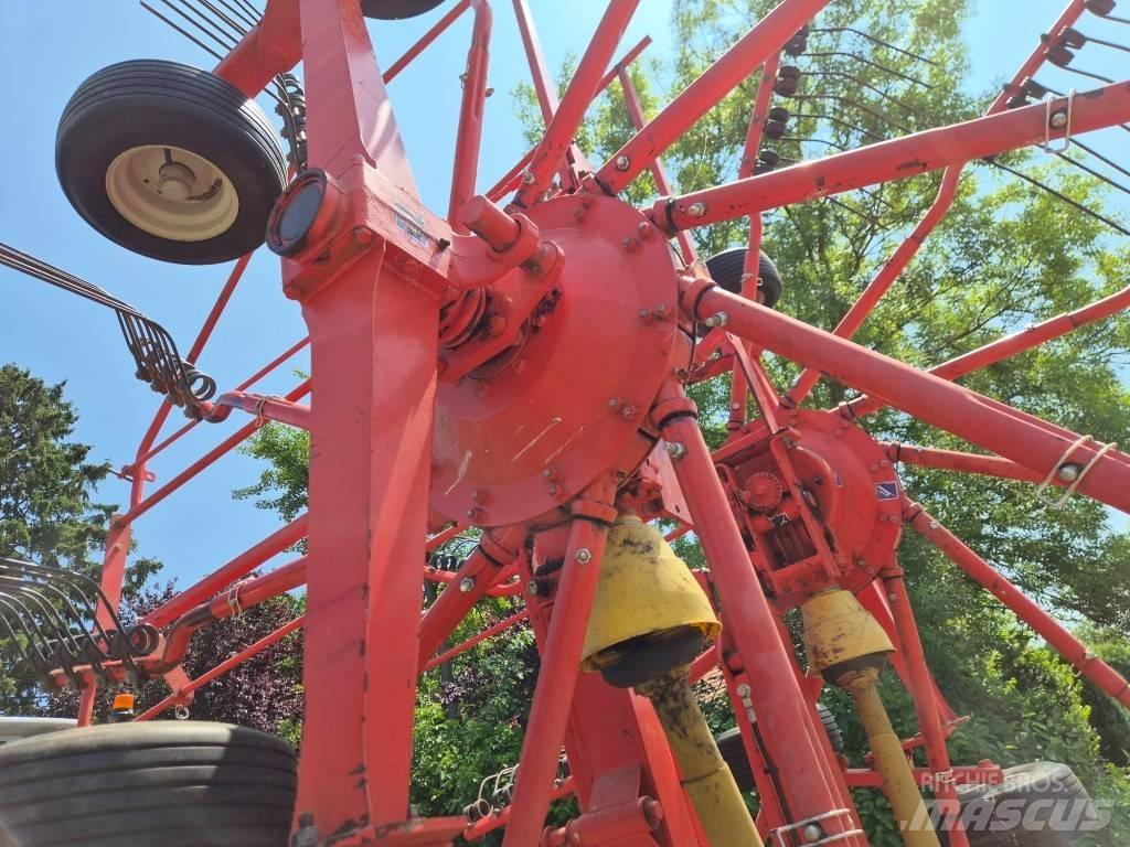 Kuhn GA 7501 Swathers \ Windrowers
