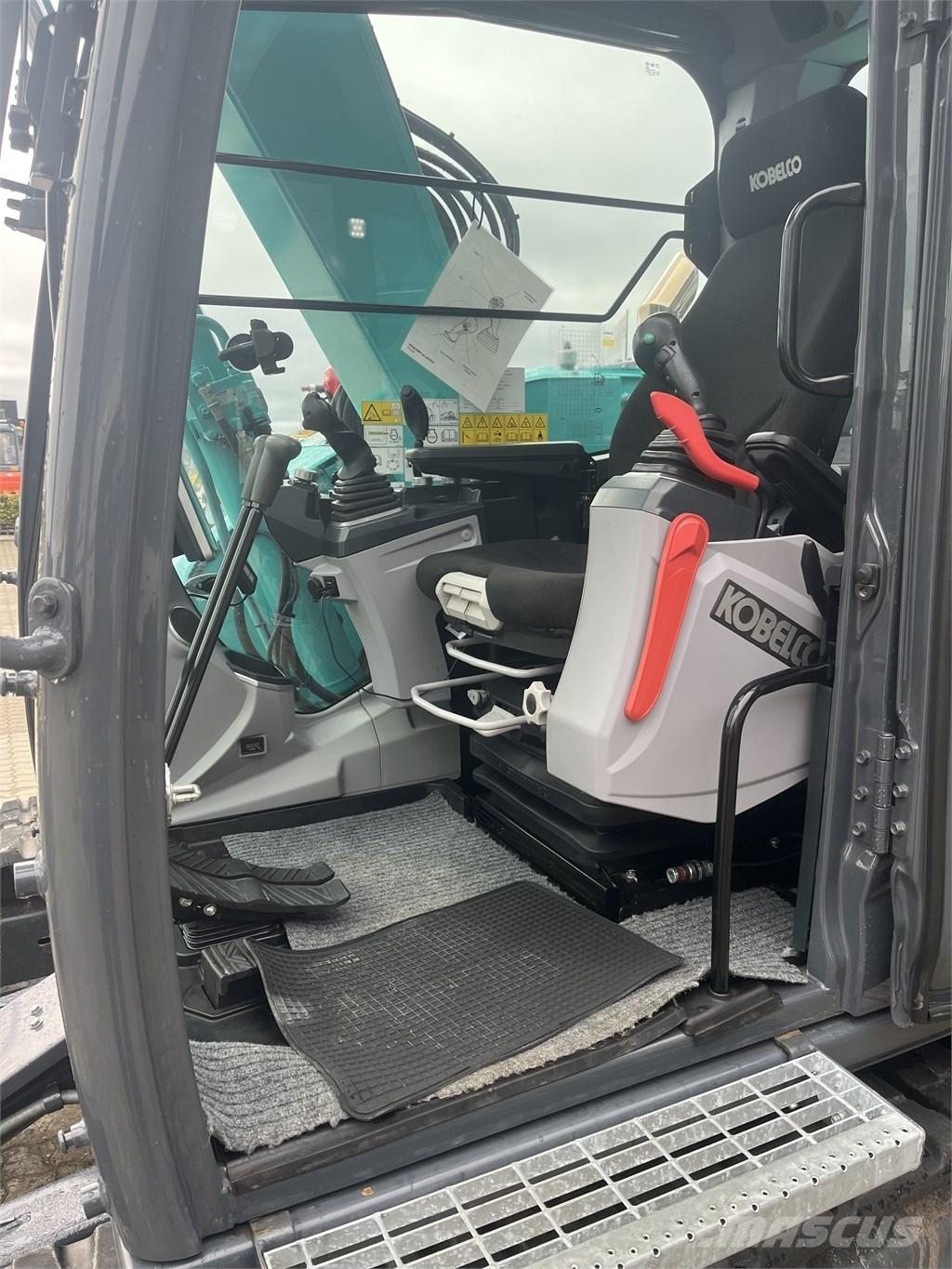 Kobelco SK 75 SR Mini excavators  7t - 12t