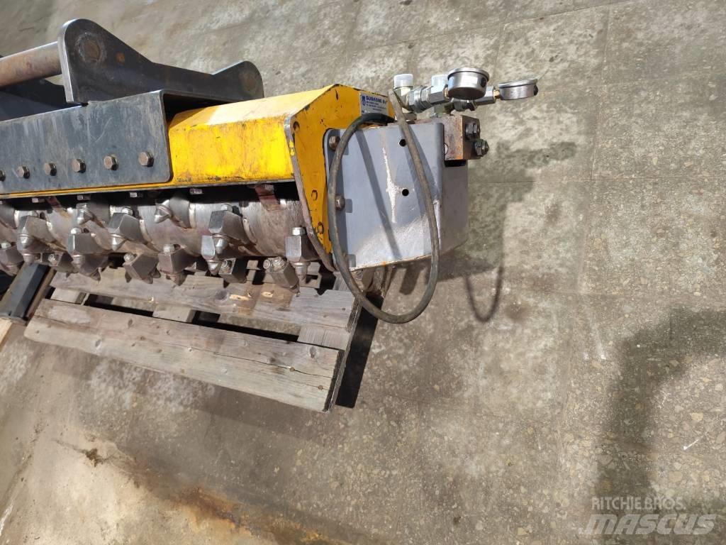  MeriCrusher MC4-140 Grinders