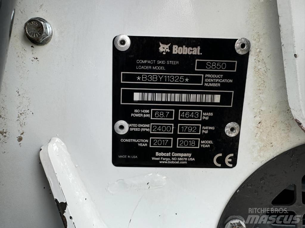 Bobcat S 850 Skid Steer Loaders