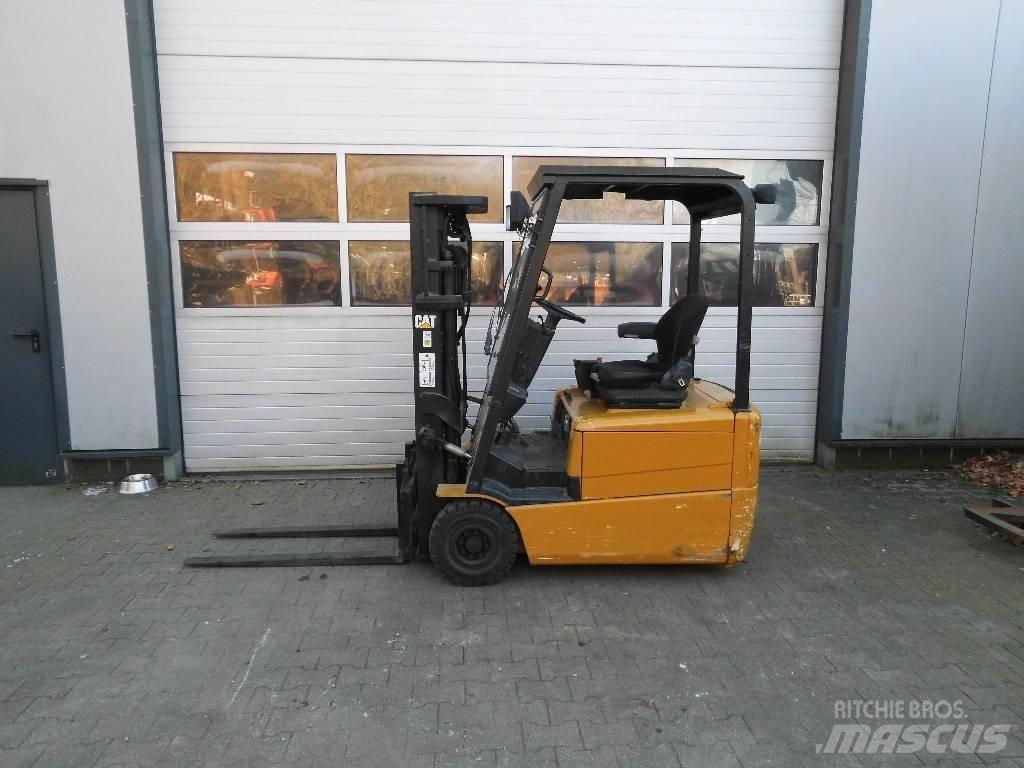 CAT EP 16 KT Electric Forklifts