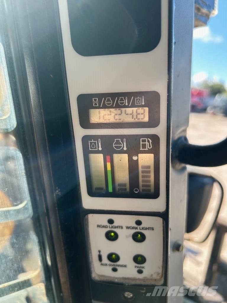 New Holland L 160 Skid Steer Loaders