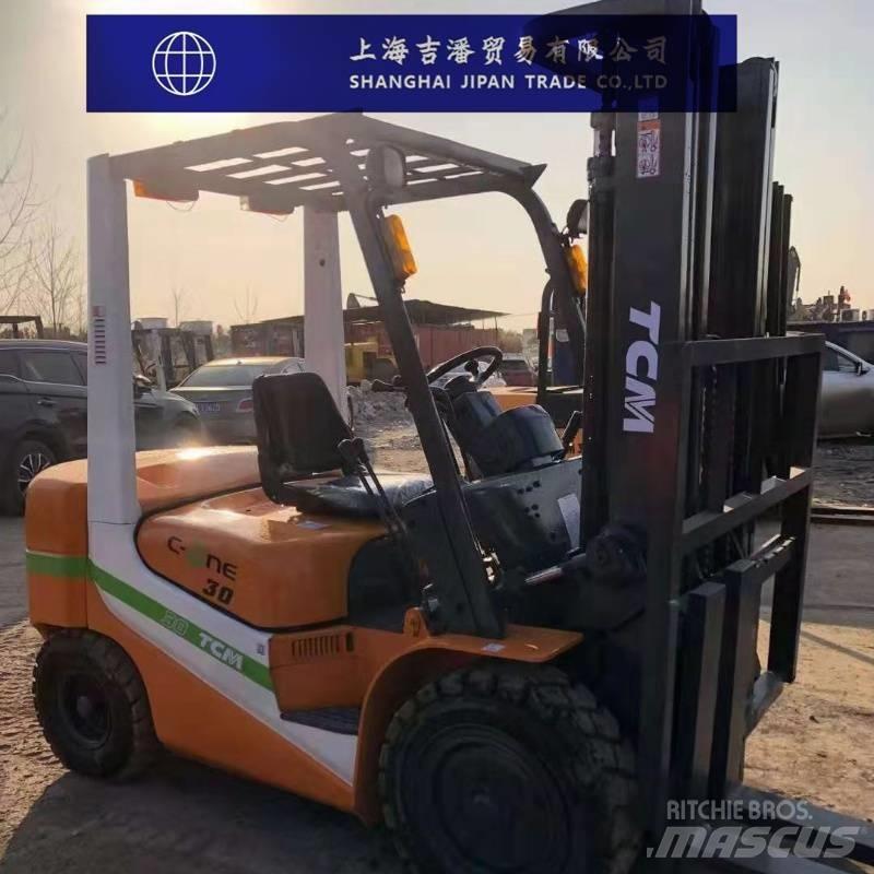 TCM FD 30 Diesel Forklifts